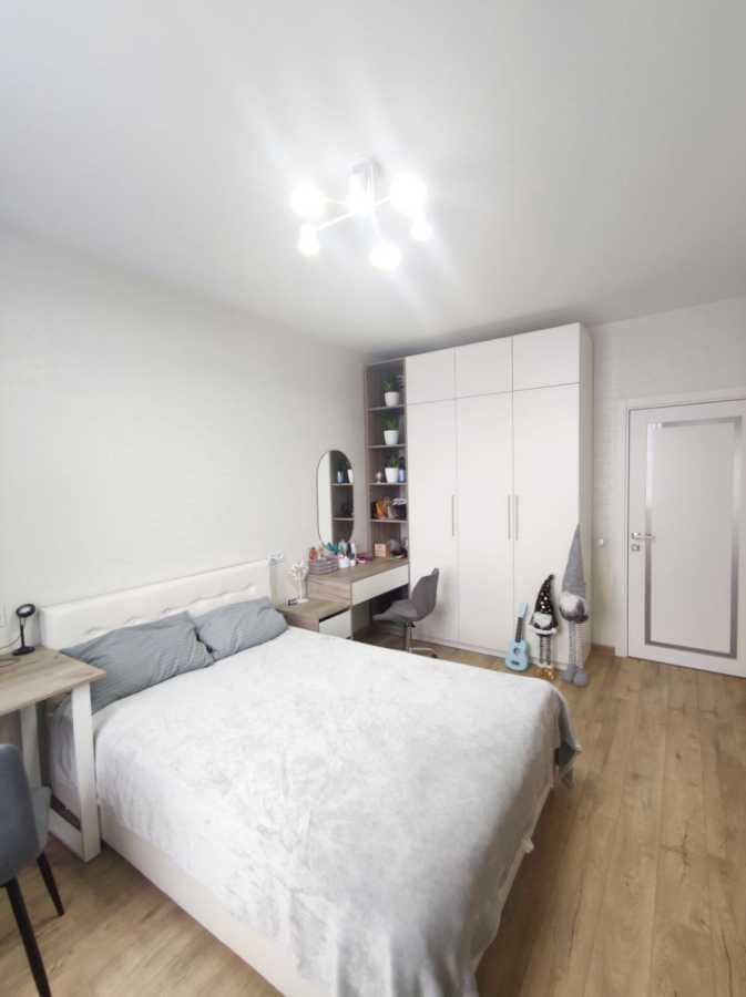 Продажа 3-комнатной квартиры 79 м², Балтийский пер., 3А