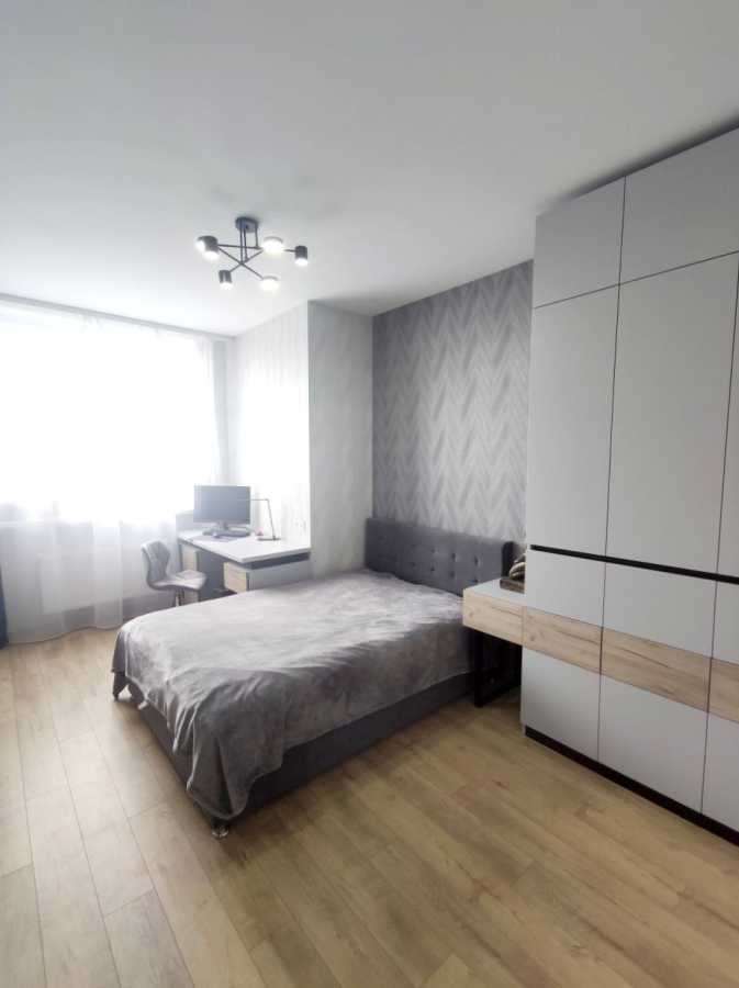 Продажа 3-комнатной квартиры 79 м², Балтийский пер., 3А