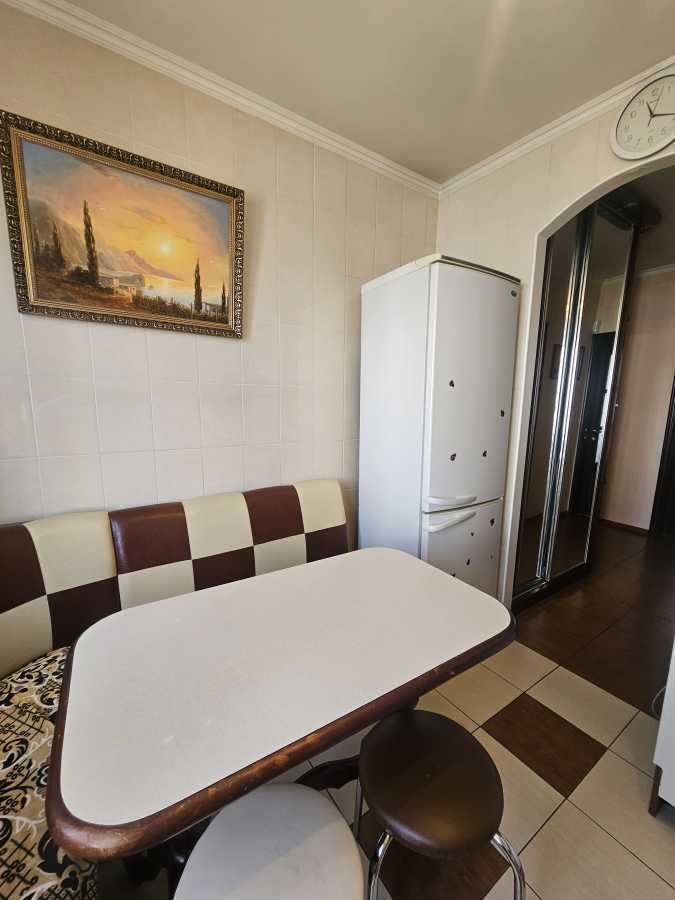 Оренда 2-кімнатної квартири 54 м², Євгена Харченко вул., 45