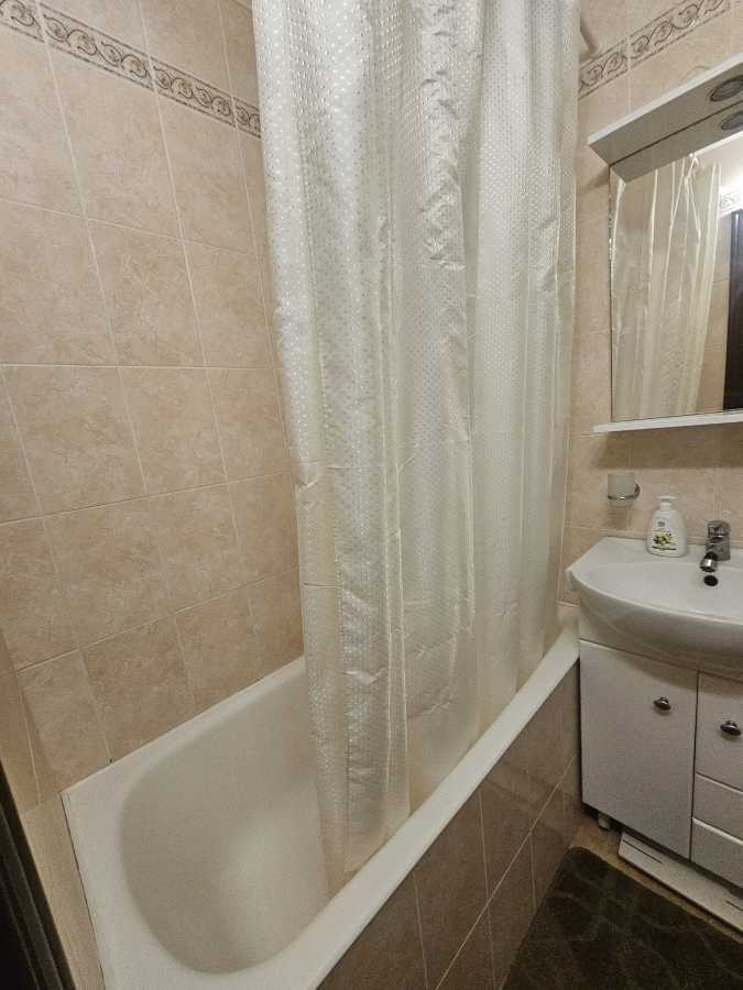 Оренда 2-кімнатної квартири 54 м², Євгена Харченко вул., 45