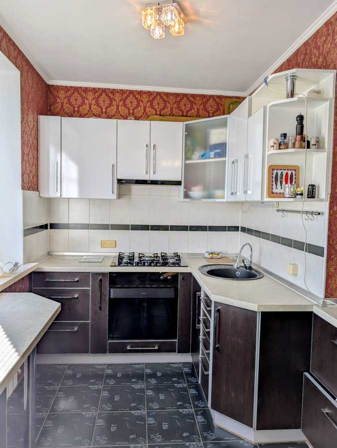 Продажа 3-комнатной квартиры 65.4 м², Большая Кольцевая ул., 136