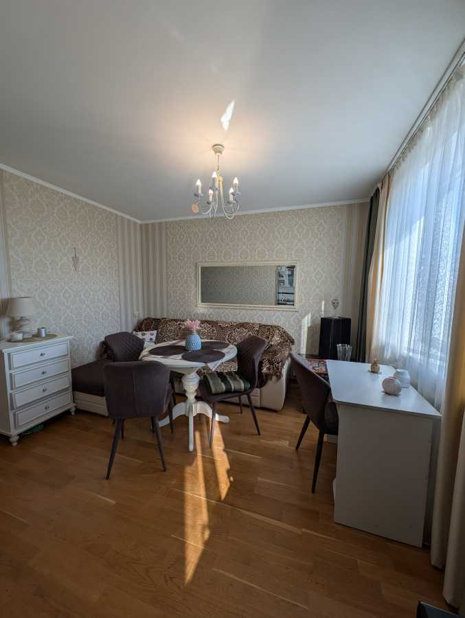 Продажа 3-комнатной квартиры 65.4 м², Большая Кольцевая ул., 136