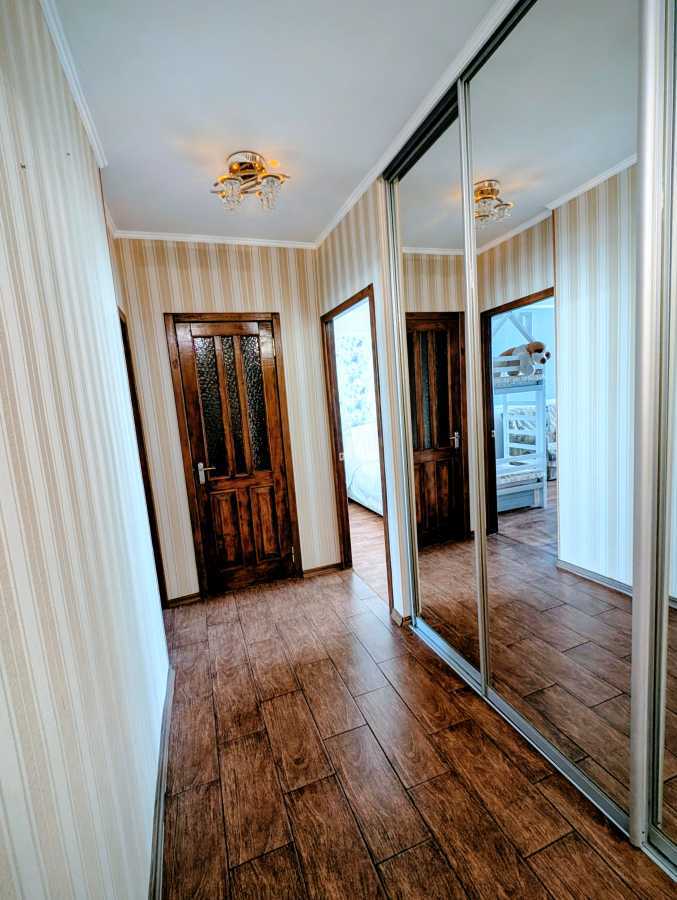 Продажа 3-комнатной квартиры 65.4 м², Большая Кольцевая ул., 136