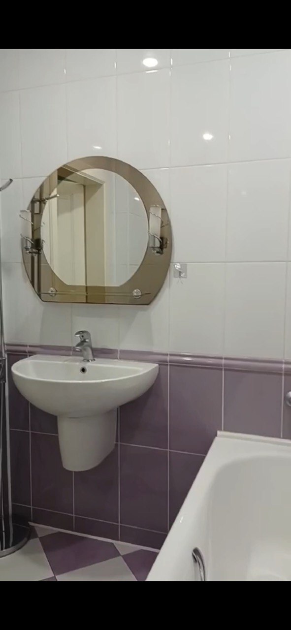 Продажа 3-комнатной квартиры 70.5 м², Лисового ул., 30