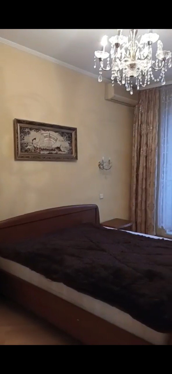 Продажа 3-комнатной квартиры 70.5 м², Лисового ул., 30