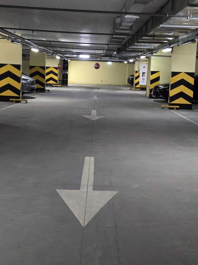 Продажа машиноместа 15.7 м², Героев Сталинграда просп., 2Д