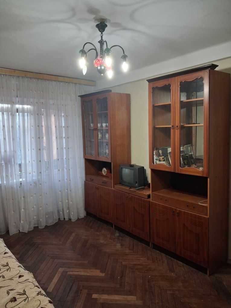 Оренда 2-кімнатної квартири 45 м², Краківська вул., 10