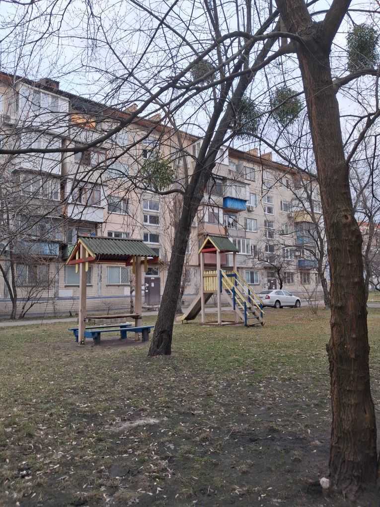 Оренда 2-кімнатної квартири 45 м², Краківська вул., 10