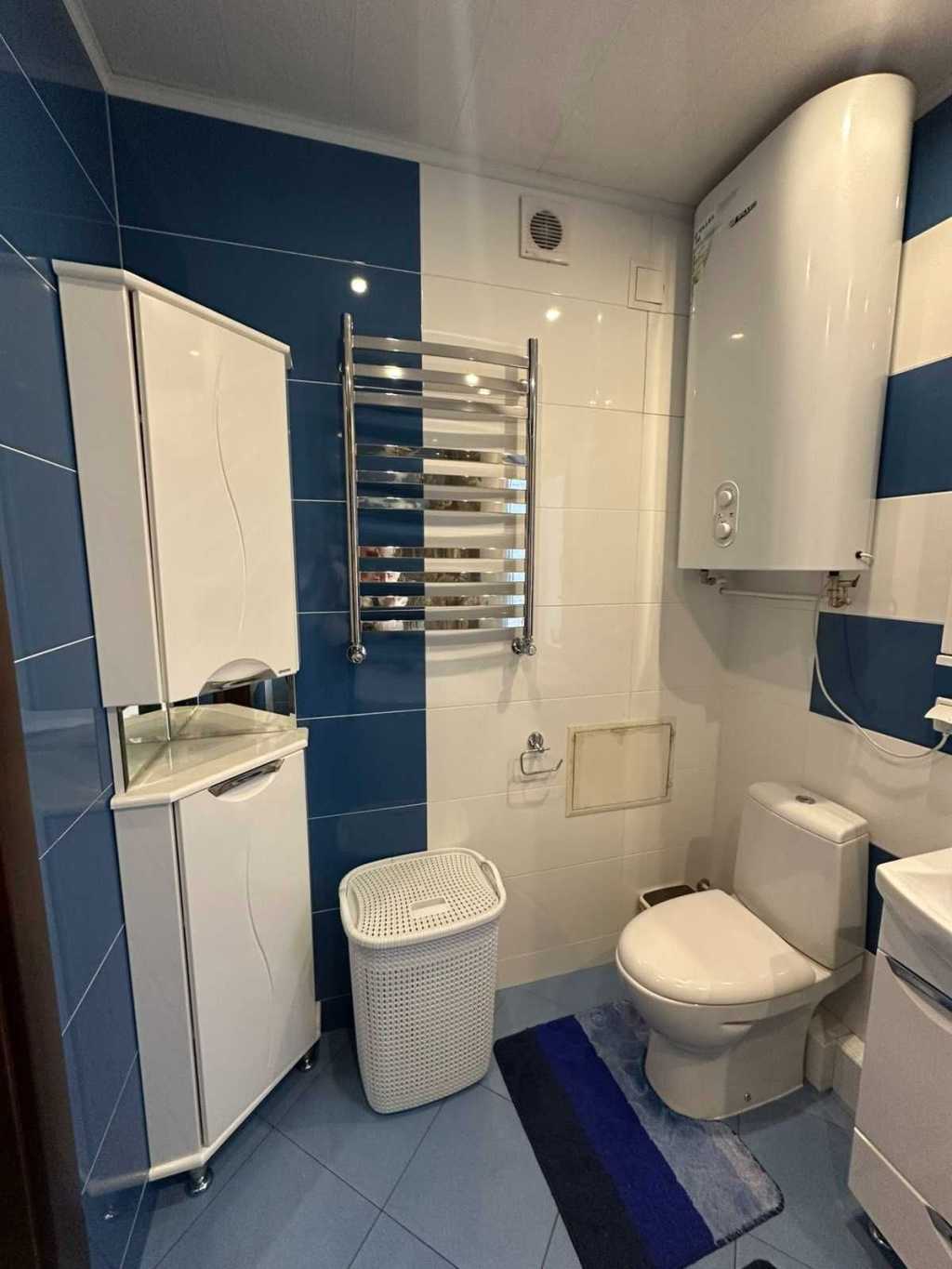 Аренда 2-комнатной квартиры 98 м², Европейская пл., Союза, 31а