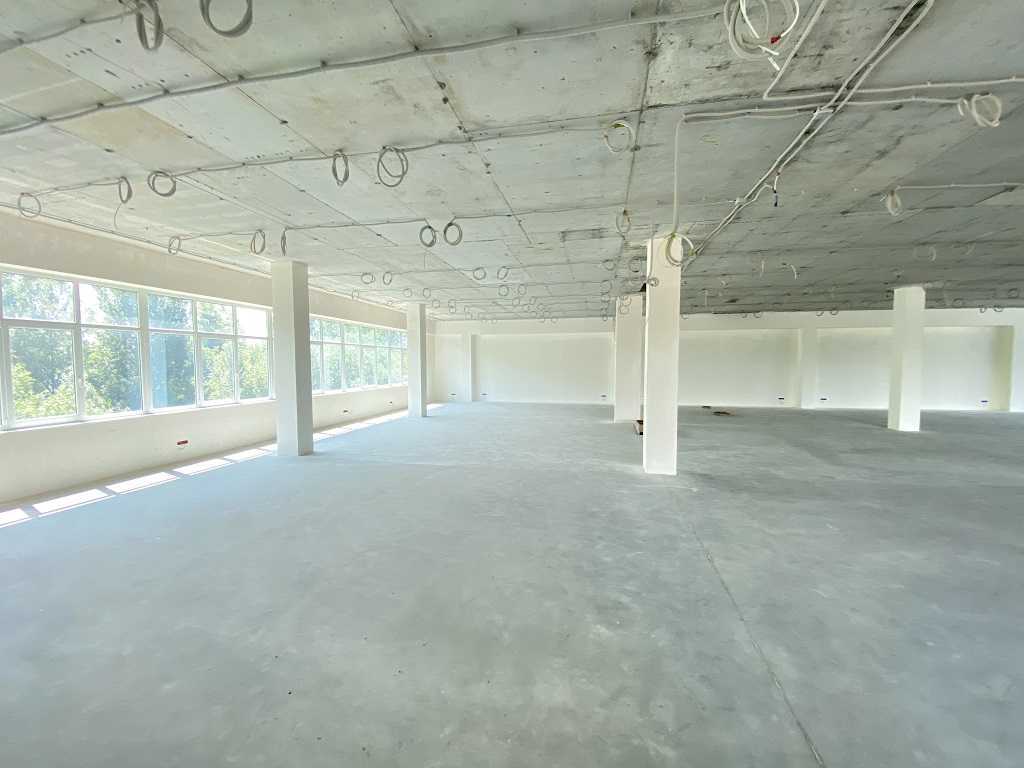 Аренда помещения свободного назначения 2510 м², Романа Шухевича просп.