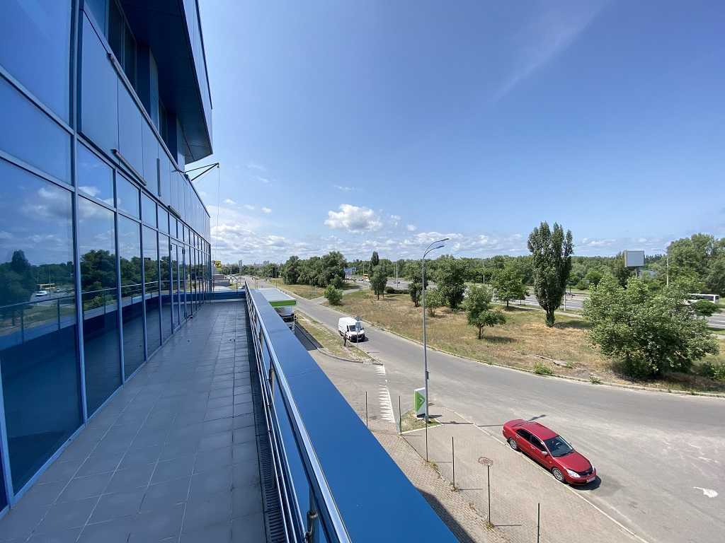 Аренда помещения свободного назначения 2510 м², Романа Шухевича просп.