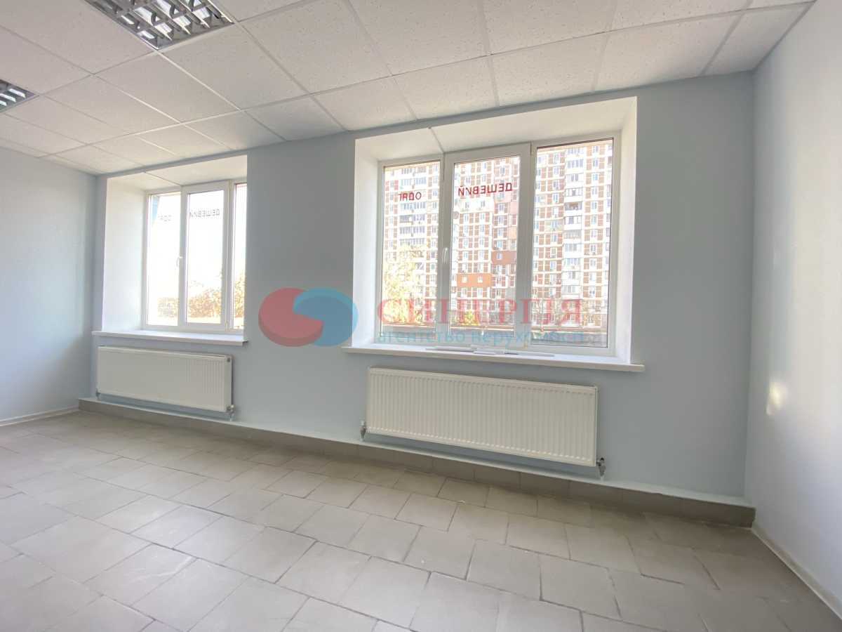 Аренда другого торгового помещения 373 м², Героев Сталинграда просп., 65