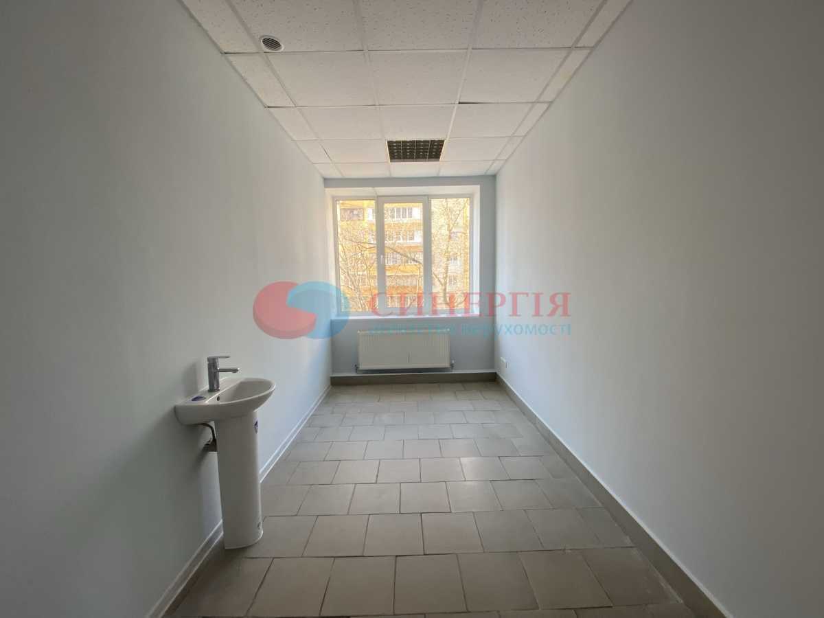 Аренда другого торгового помещения 373 м², Героев Сталинграда просп., 65