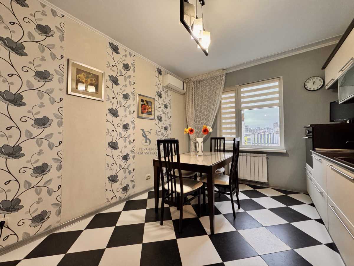 Аренда 3-комнатной квартиры 100.5 м², Николая Бажана просп., 36