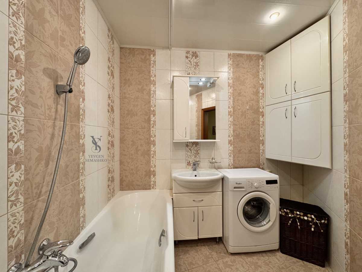 Аренда 3-комнатной квартиры 100.5 м², Николая Бажана просп., 36