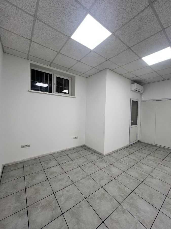 Аренда другого торгового помещения 30 м², Радужная ул., 89