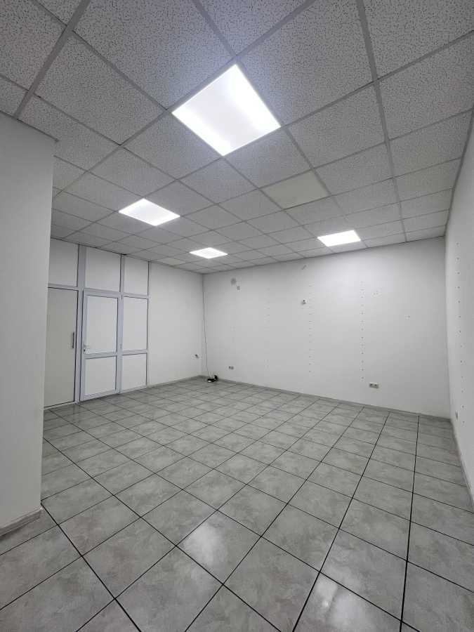 Аренда другого торгового помещения 30 м², Радужная ул., 89