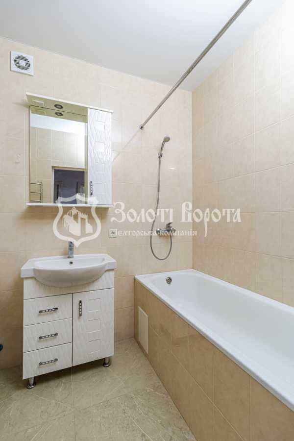 Продаж 1-кімнатної квартири 42 м², Партизанська вул., 1А