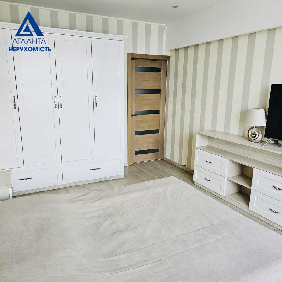 Продажа 3-комнатной квартиры 125 м², Гордієнка, 2