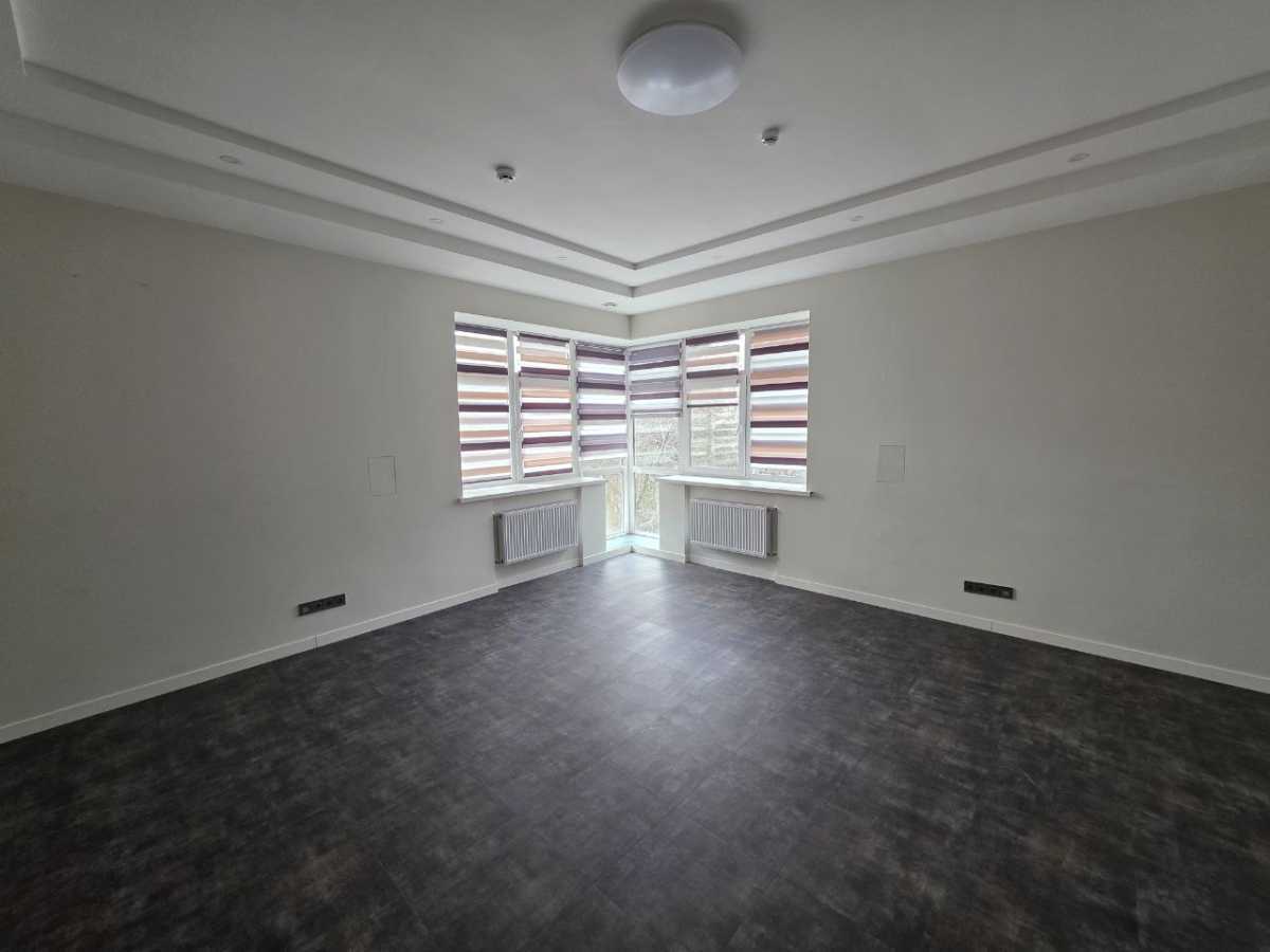 Аренда офиса 265 м², Лейпцигская ул., 3