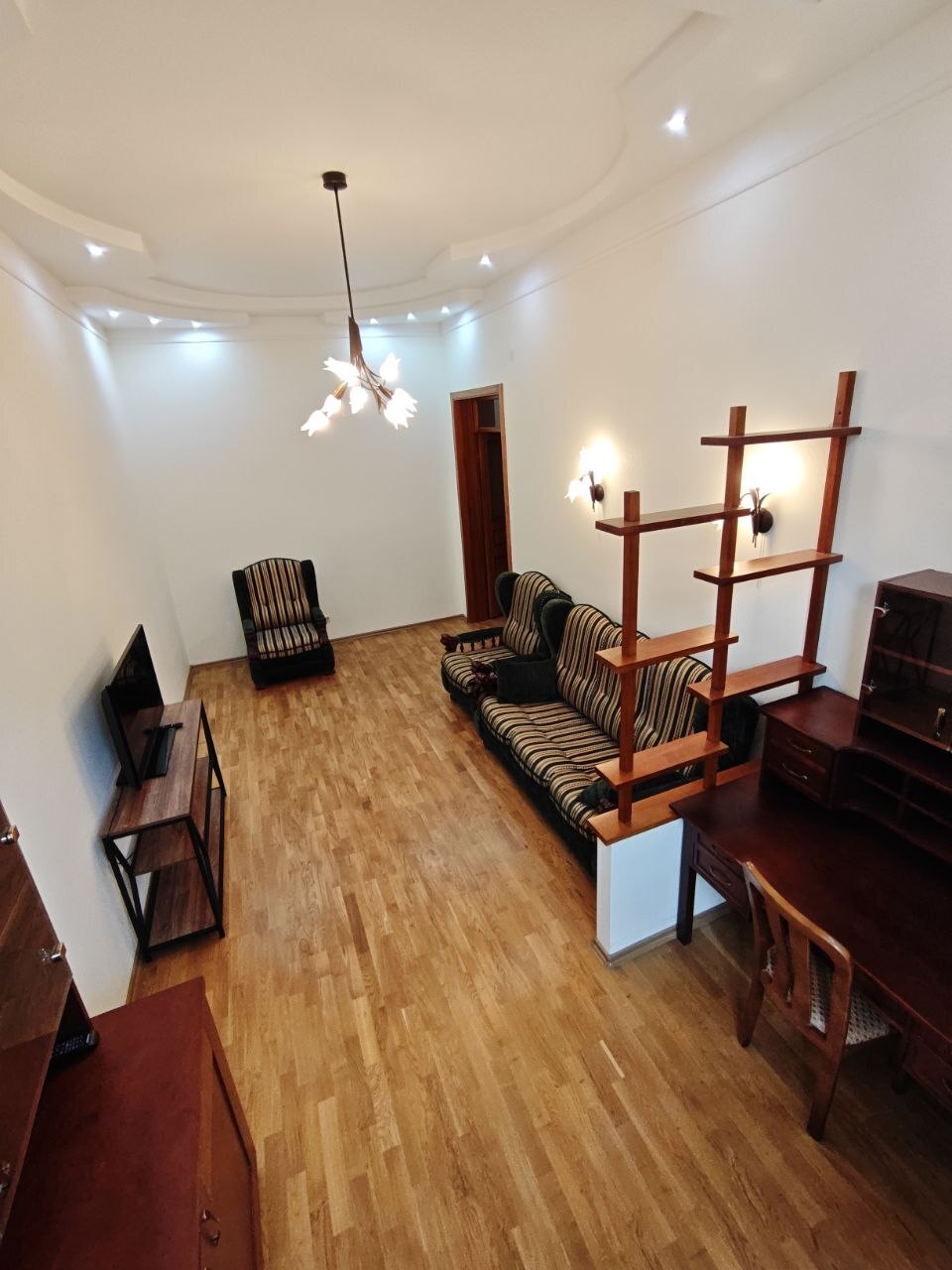 Аренда 2-комнатной квартиры 72.2 м², Крещатик ул., 15