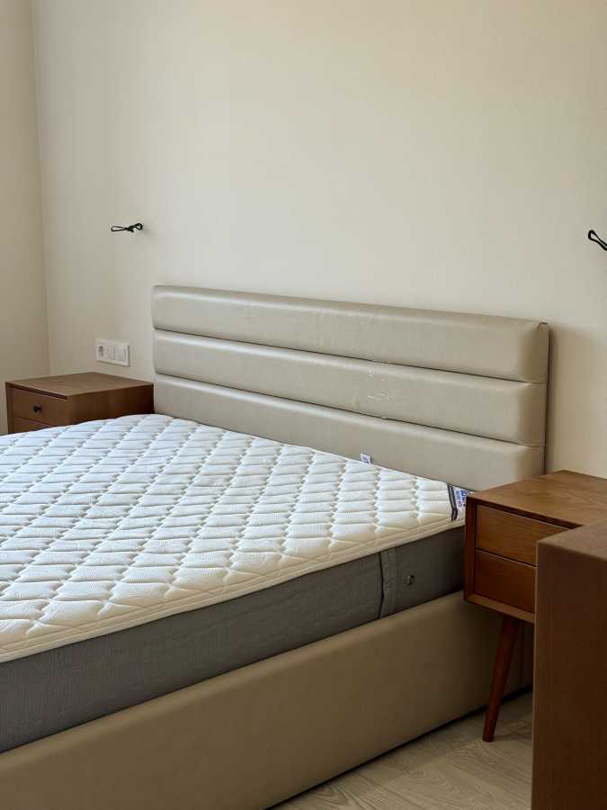 Оренда 2-кімнатної квартири 54 м², Соборна вул.