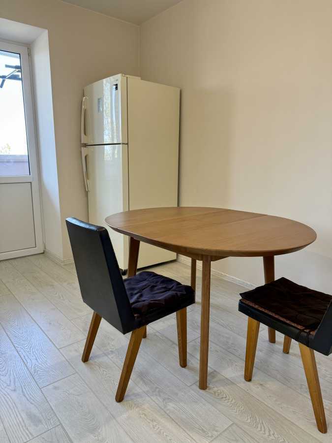 Оренда 2-кімнатної квартири 54 м², Соборна вул.