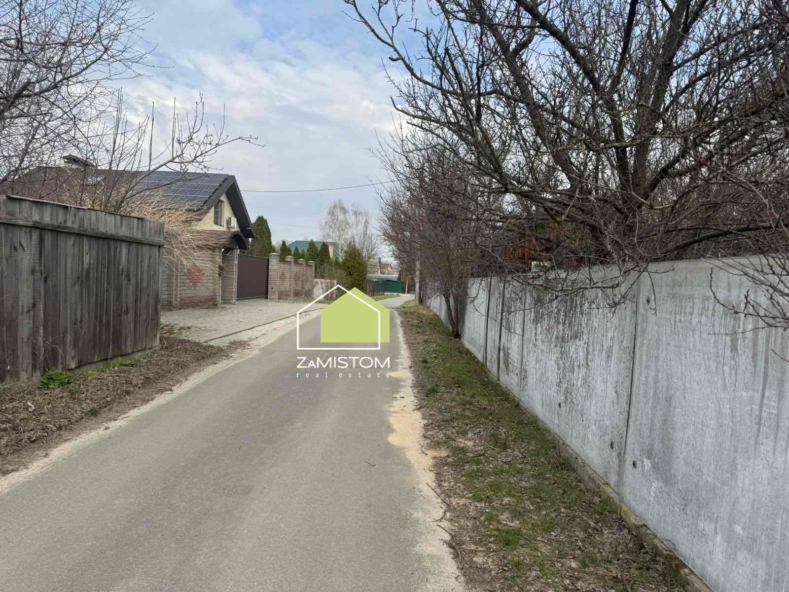 Продаж ділянки під індивідуальне житлове будівництво 8 соток