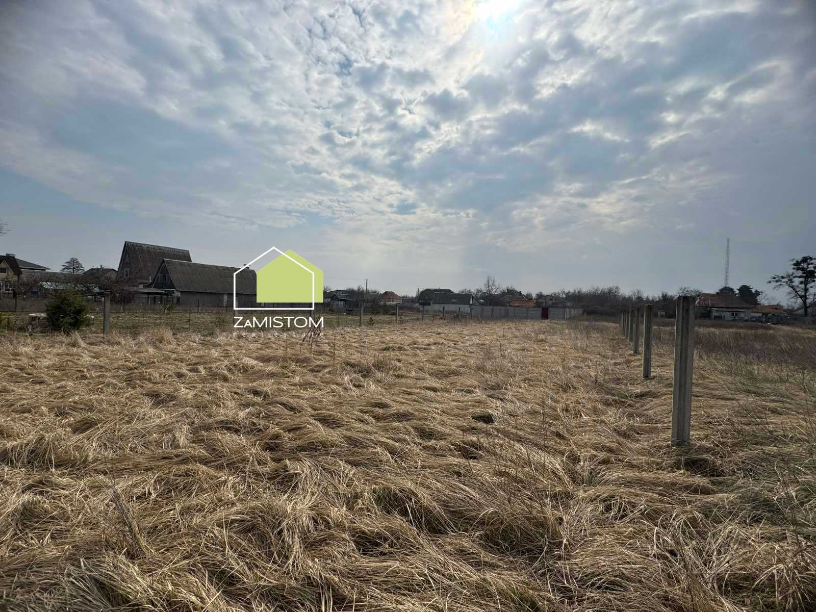 Продаж ділянки під індивідуальне житлове будівництво 8 соток