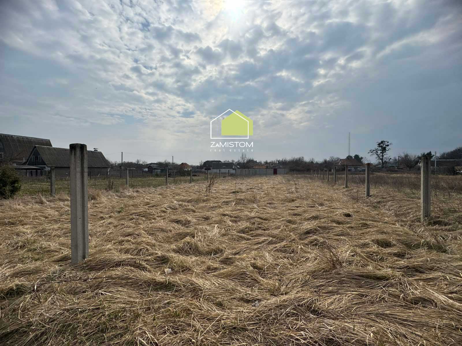 Продаж ділянки під індивідуальне житлове будівництво 8 соток