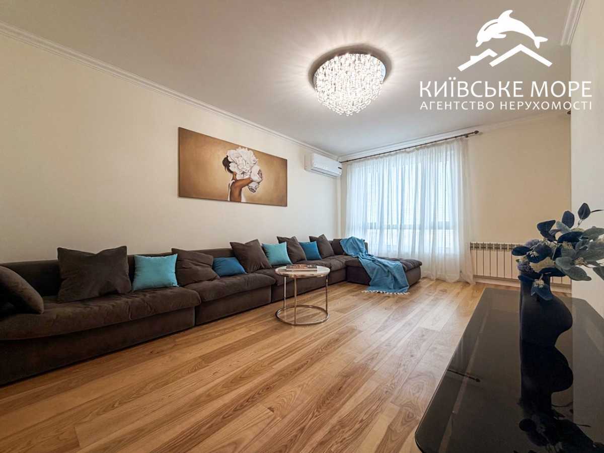 Продажа 3-комнатной квартиры 90 м², Воскресенская ул., 18