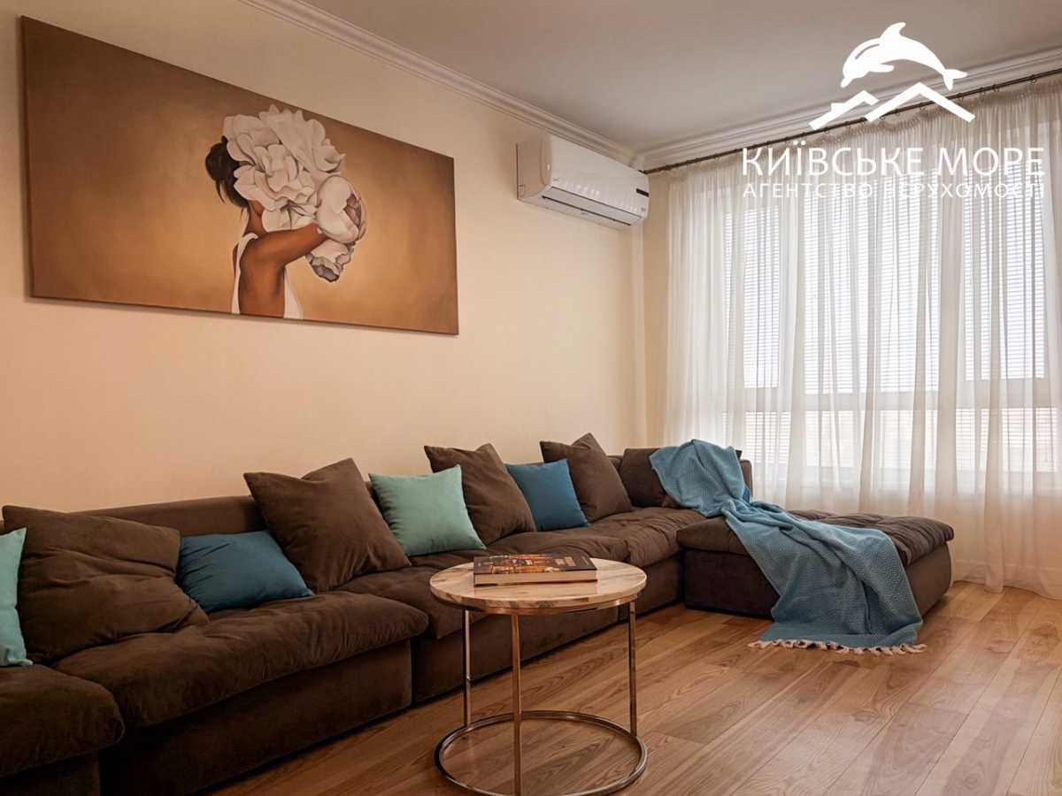 Продажа 3-комнатной квартиры 90 м², Воскресенская ул., 18