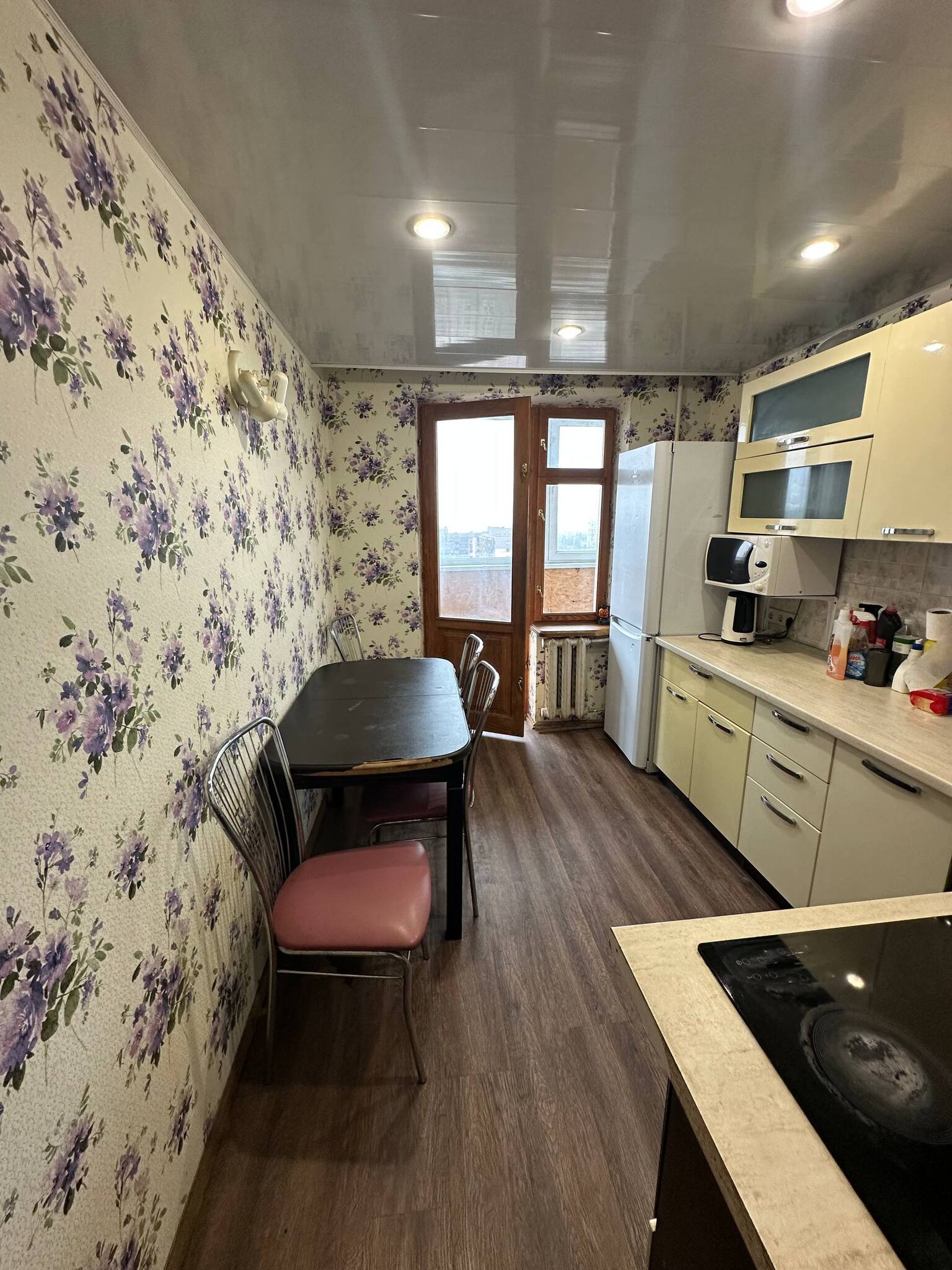 Оренда 3-кімнатної квартири 70 м², Суворова вул.