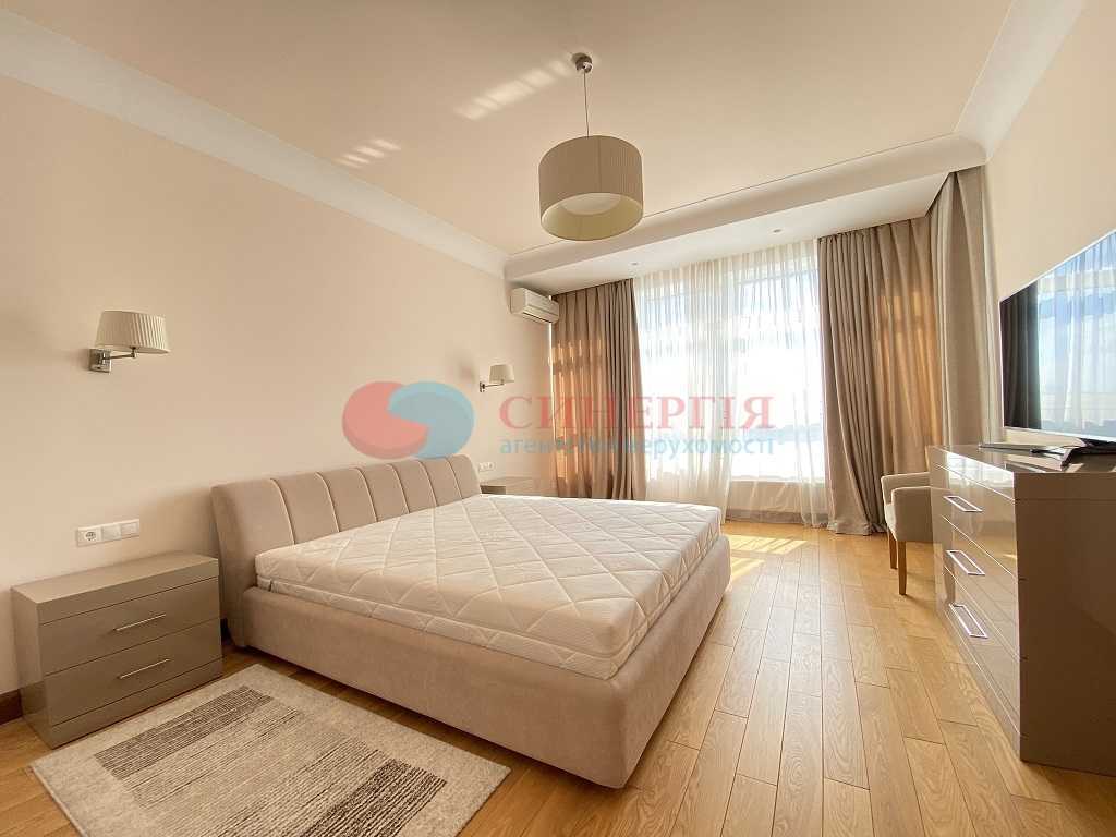 Аренда 3-комнатной квартиры 160 м², Кловский спуск, 7А