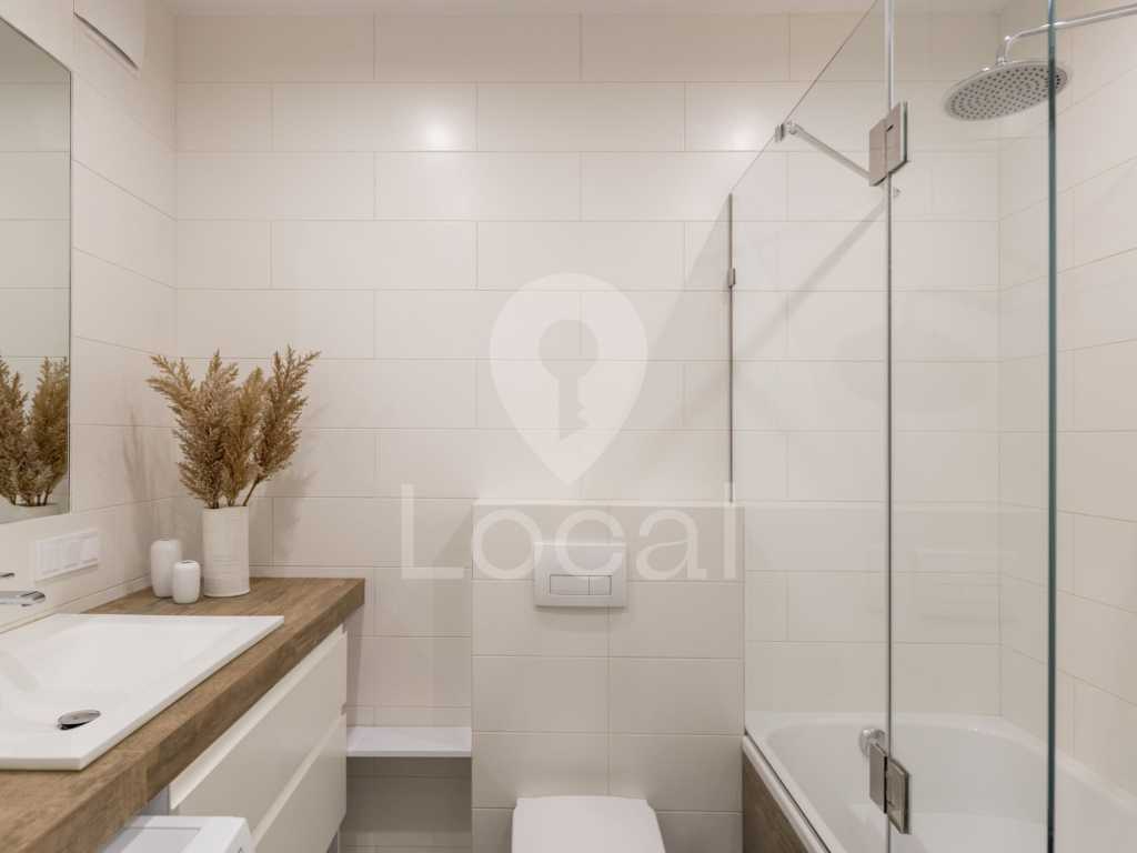 Продажа 1-комнатной квартиры 53.9 м², Заречная ул., 3А