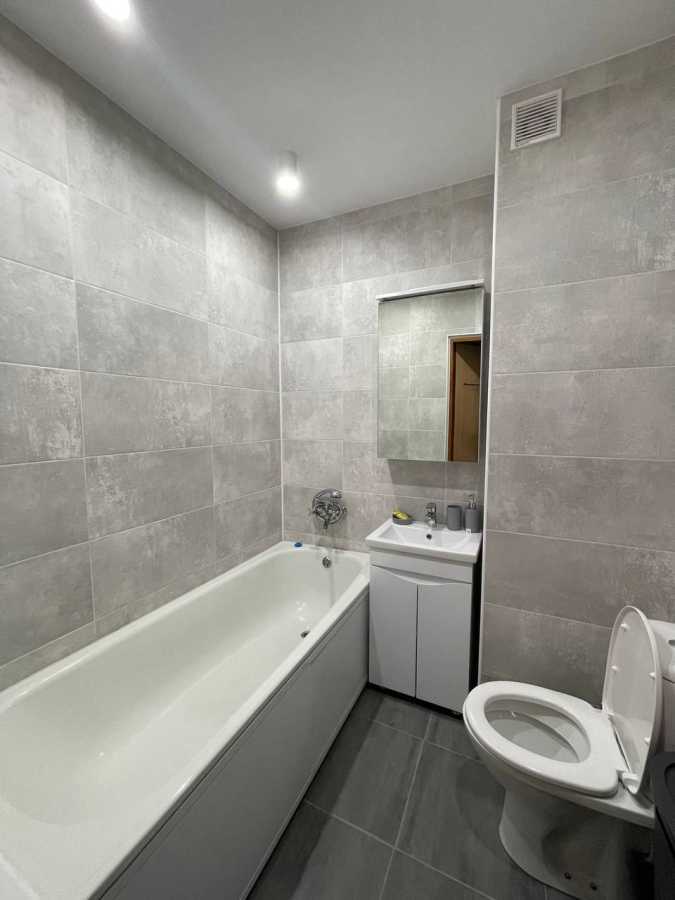 Продажа 1-комнатной квартиры 47.6 м², Михаила Донца ул., Драгоманова, 12а