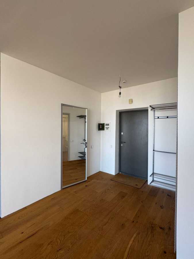 Продажа 1-комнатной квартиры 49.3 м², Князя Романа Мстиславича, 28