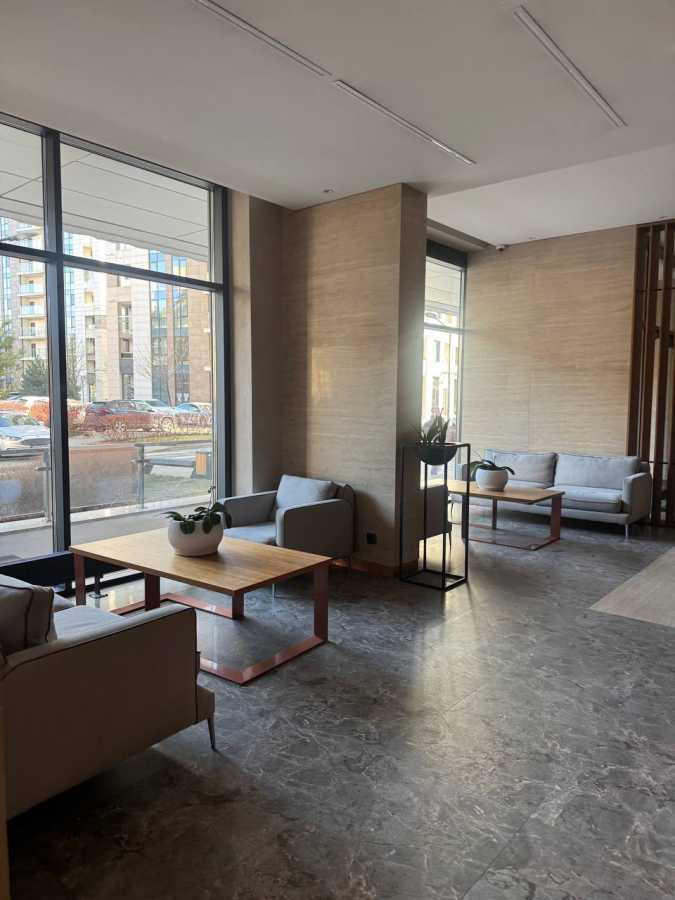 Продажа 1-комнатной квартиры 49.3 м², Князя Романа Мстиславича, 28