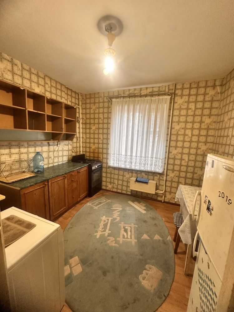 Продаж 4-кімнатної квартири 77 м², Новопрорізна вул.