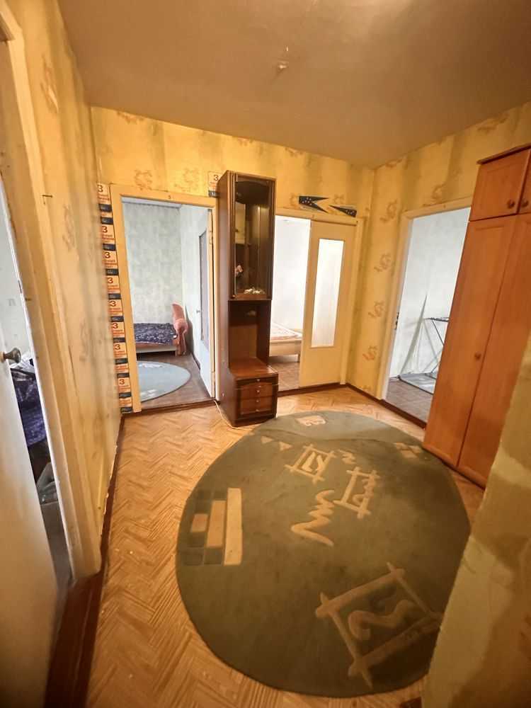 Продаж 4-кімнатної квартири 77 м², Новопрорізна вул.