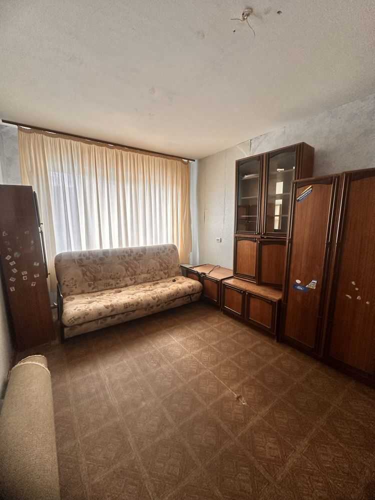 Продаж 4-кімнатної квартири 77 м², Новопрорізна вул.