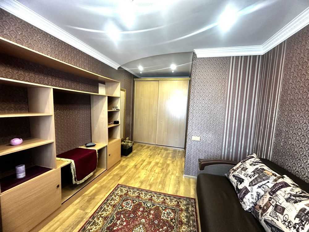 Продаж 1-кімнатної квартири 35 м², Бабкіна вул.