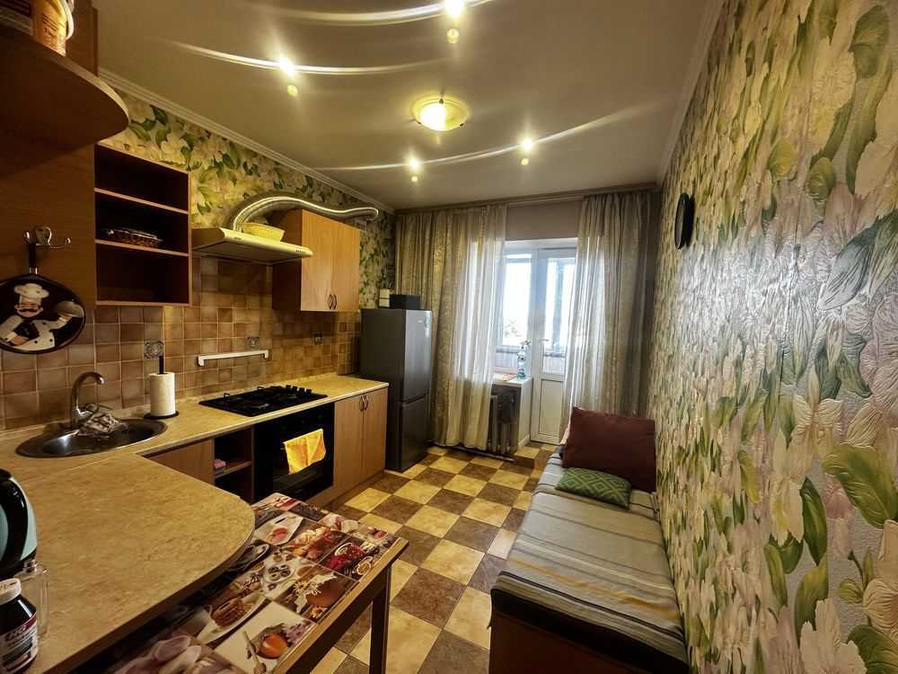 Продаж 1-кімнатної квартири 35 м², Бабкіна вул.