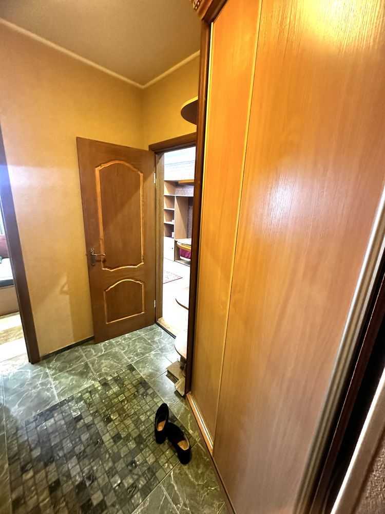 Продаж 1-кімнатної квартири 35 м², Бабкіна вул.