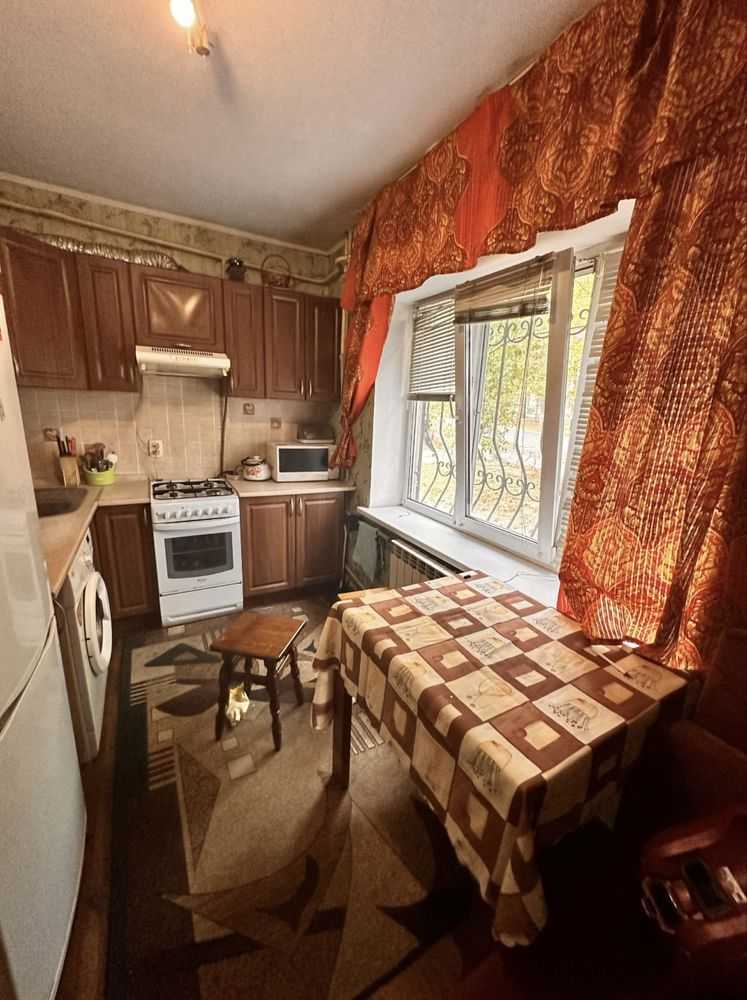 Продаж 1-кімнатної квартири 31 м², Михайла Калмикова вул.