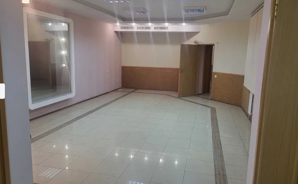 Аренда помещения свободного назначения 279 м², Палубная ул.