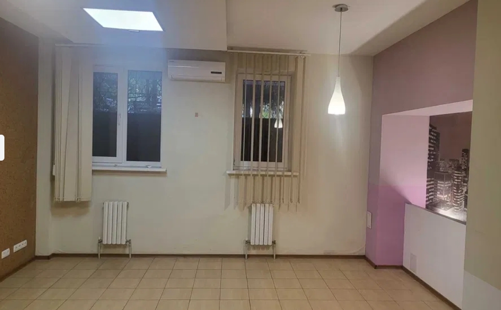 Аренда помещения свободного назначения 279 м², Палубная ул.