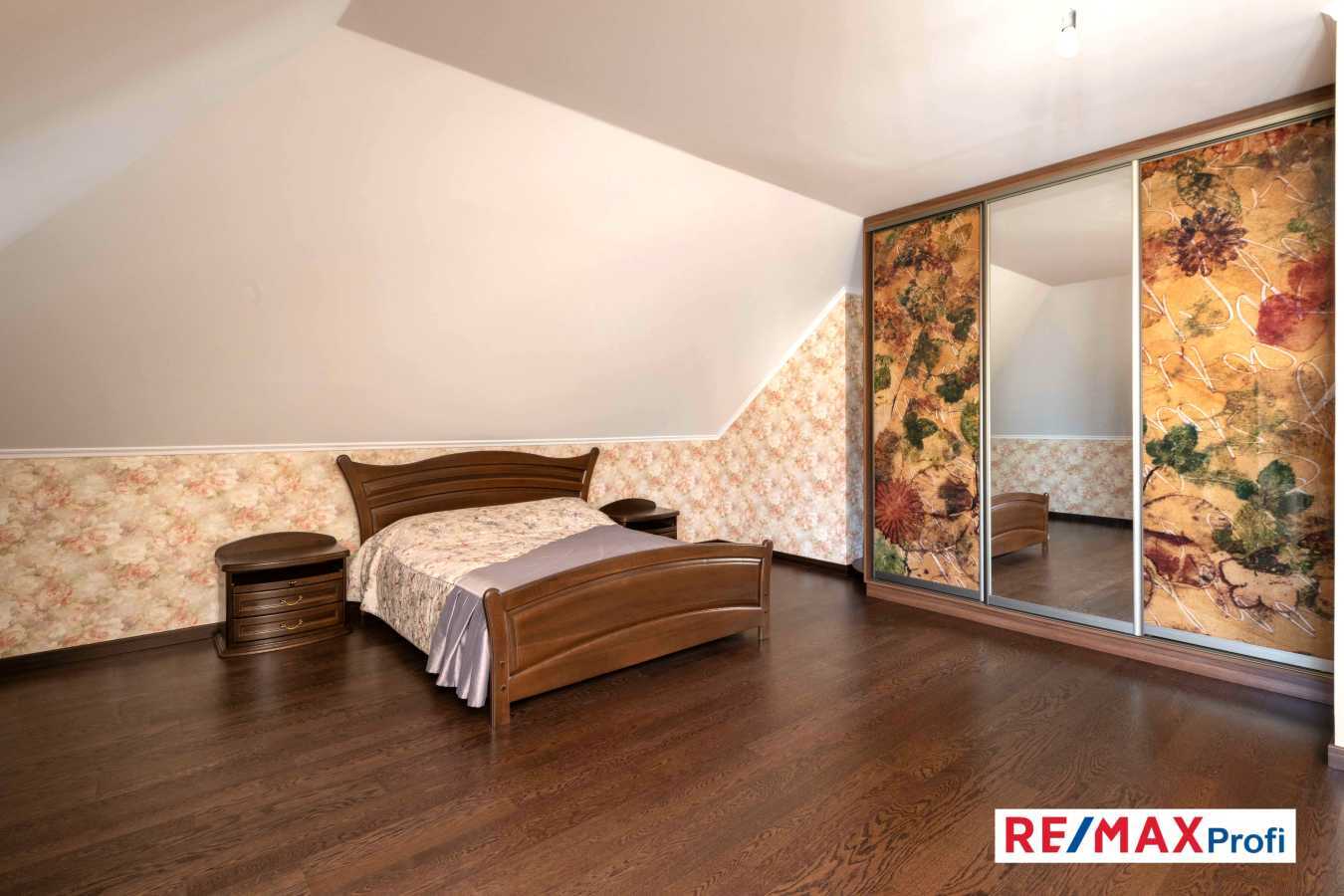 Продажа дома 260 м², Александра Невского ул.