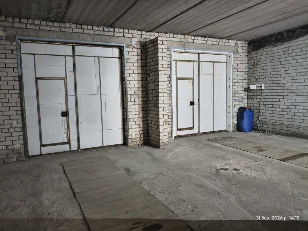 Оренда гаражів 288 м², Пухівська вул., 2