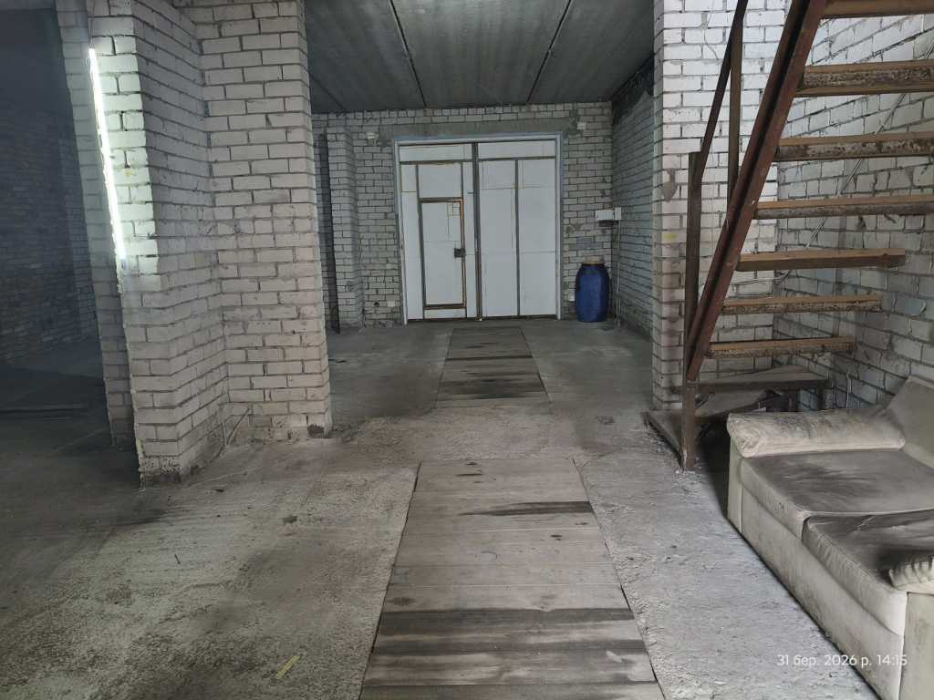 Оренда гаражів 288 м², Пухівська вул., 2